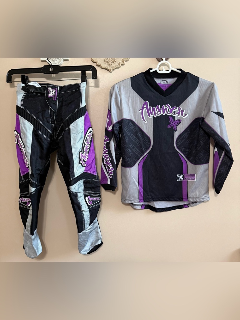 NWOT Youth Vintage Answer Racing Motocross  Riding Gear Sz 24